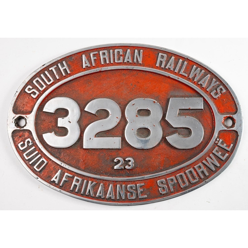 1001 - A South African Railways bi-lingual locomotive cabside plate 'SAR/SAS 3285 23': cast aluminium, 52.5... 