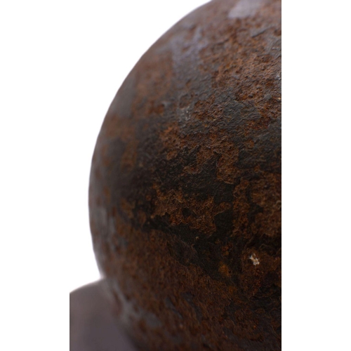 375 - A 3.5 inch 5lb canon ball on wooden stand 'Souvenir of the Siege of Newark 1644. The Queens Sconce':... 