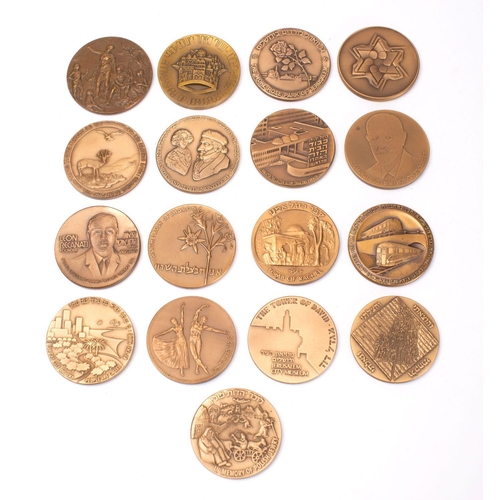 752 - Sixteen various bronze Jewish history related medallions: