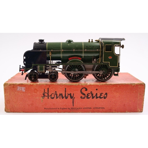 967 - Hornby O gauge No.4c 4-4-0 School Class 'Eton' clockwork locomotive No. 900,  green and black, with ... 