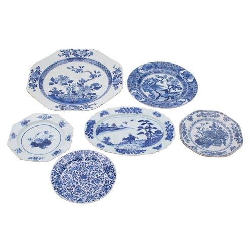 129 - A group of six Chinese blue and white dishes, Qing Dynasty comprising four plates, an octagonal dish... 