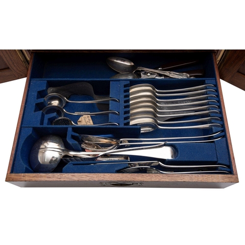 2014 - An early 20th century e.p.n.s canteen of flatware, maker Walker and Hall, Hanovarian pattern, twelve... 