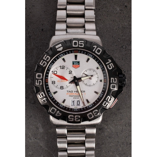 2328 - WITHDRAWN LOT   Tag Heuer a gentleman's Formula 1 alarm wristwatch the silvered dial with subsidiary... 