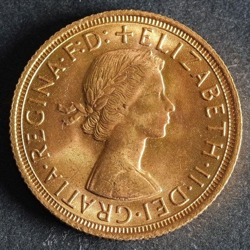 2447 - A 1964 New Elizabethan Age Gold Sovereign.