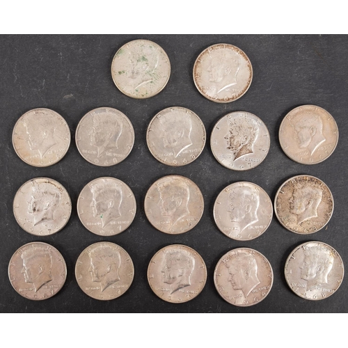 115 - USA Kennedy half dollars, 1964, 1965, 1969, eight 1968 , 1967 and 1969.