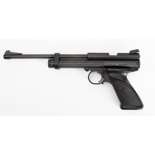 593 - A Crossman  2300T  .22 calibre CO2 air pistol, serial number 316500784, with two piece black plastic... 