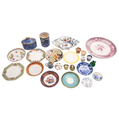 203 - A mixed lot of early 19th Century and later English and Continental pottery and porcelain tea and co... 