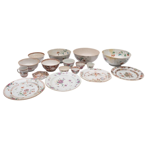 88 - A mixed lot of Chinese famille rose porcelain, Qing Dynasty enamelled in traditional style, comprisi... 