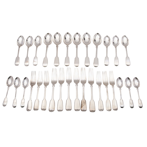 23 - A 20th century matched canteen of flatware, Fiddle pattern, six tablespoons London, six dessert spoo... 