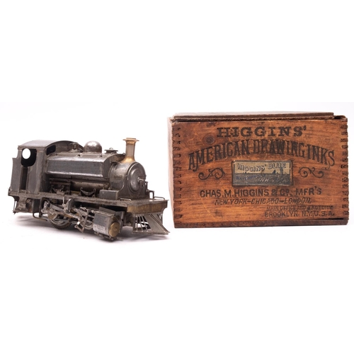 706 - An O gauge kit built electric 0-4-0 tank locomotive, unsigned, in an associated wooden box, 17cm lon... 