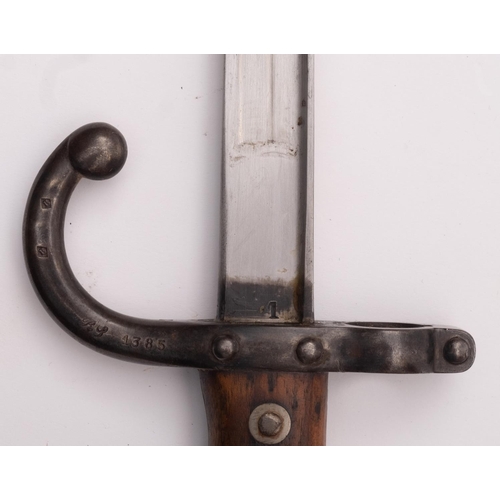 144 - A French 1874 pattern Gras sword bayonet, the single edge 'T' section blade over a steel hook quillo... 