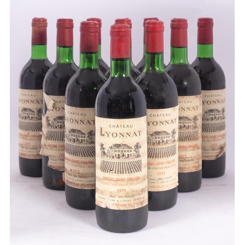 381 - Ten Ch. Lyonnat, St. Emilion. 1975.