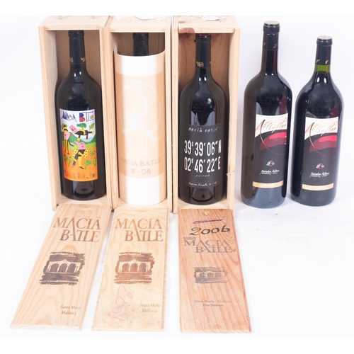 410 - Twenty Magnums Mallorcan wine, vintages 2004-2010.