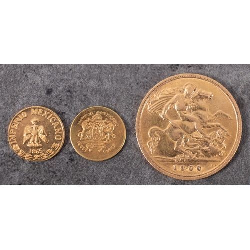 533 - An Edwardian half sovereign, 1906 and two small Mexican coins (3)