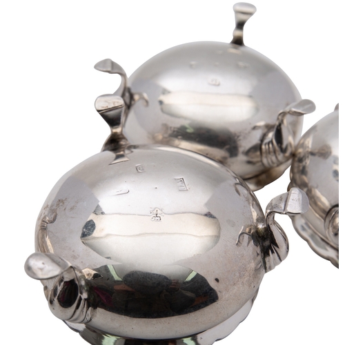 200 - A set of four late George II Scottish silver cauldron salt cellars by William Taylor, Edinburgh 1759... 