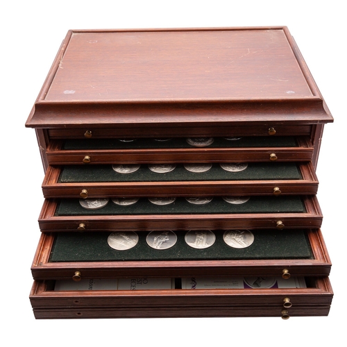 297 - The 100 Greatest Masterpieces, a silver medallion set by John Pinches, London 1974-78, each 50mm dia... 