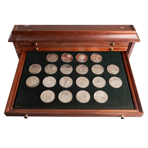 297 - The 100 Greatest Masterpieces, a silver medallion set by John Pinches, London 1974-78, each 50mm dia... 