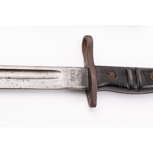 202 - American WWI Pattern 1913 bayonet, stamped on the obverse of the ricasso Remington 1917 and on the r... 