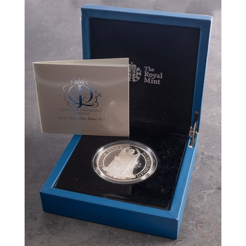 847 - A Royal Mint  2012 Queen's Diamond Jubilee silver 5oz £10 coin in case of issue.