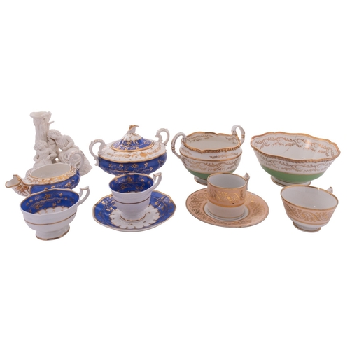 192 - A mixed lot of 19th century English porcelain including a blue and gilt sucrier and cover, milk jug ... 