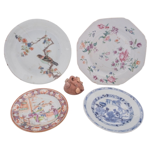 44 - A small mixed lot of Chinese ceramics including a famille verte saucer dish enamelled with a bird on... 