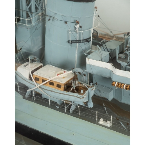 422 - A fine and detailed exhibition style  scale model of the Royal Navy 'O' Class destroyer HMS 'Onslow'... 