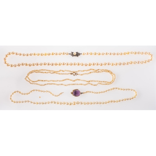 382 - A group of three pearl necklaces, including a stand of graduated cultured pearls, approx. 3.5mm to 7... 