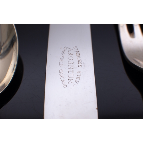 59 - An Elizabeth II silver canteen of flatware by Argentum Ltd, Sheffield 1990, comprising of;  Eight ta... 