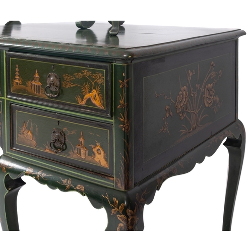 812 - A suite of green painted and lacquered wood bedroom furniture in George II taste, late 20th century,... 