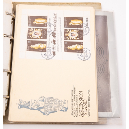 525 - Special Album for Crown Agents issues for Queen Elizabeth II 1977 Silver Jubilee all u/m from Ascens... 