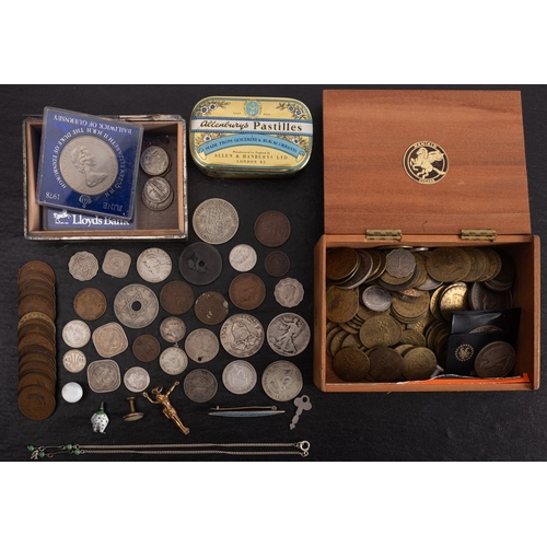 714 - A group of coins, including a quantity of Spade Guinea 1790 gaming tokens with other coins, includin... 