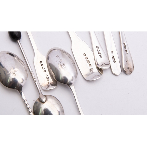 22 - A mixed group of silver spoons including; a cased set of six golfing tea spoons, a matched set of si... 