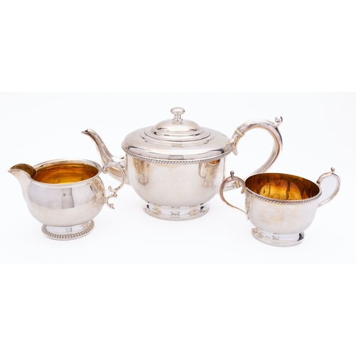 342 - A George V silver two piece tea service by Lee & Wigfull, Sheffield 1925, with a matching milk jug b... 