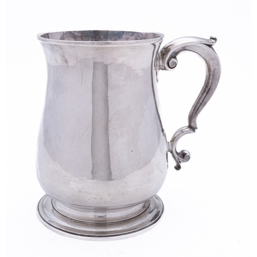 367 - A George II silver mug probably by Richard Gosling, London 1746, maker's mark over struck, of plain ... 