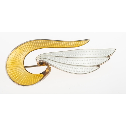 418 - Askel Holmsen.  A vintage Norwegian enamel wing brooch, with yellow and white enamelling, marked to ... 