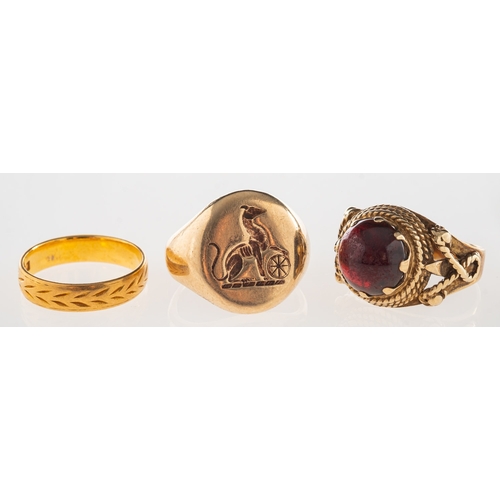 894 - A group of three rings, including a 9ct gold signet ring with engraved crest, UK hallmark, size appr... 