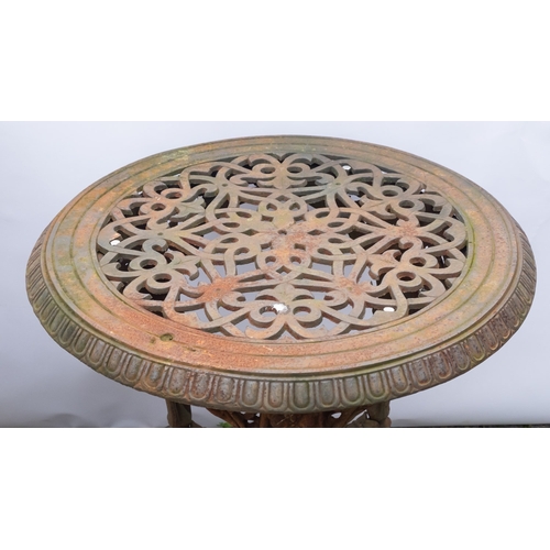 1185 - A Victorian cast iron circular garden table, the Britannia, possibly by Baxendale & Co Ltd., Manches... 