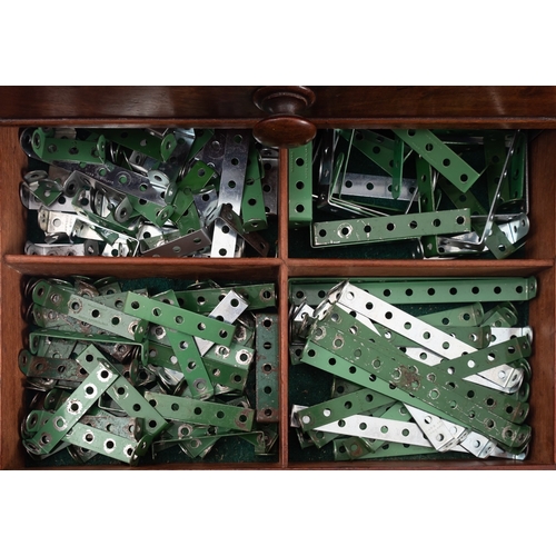 339 - Meccano. An extensive well kept single owner collection, organised within three 'Outfit No.10' four ... 