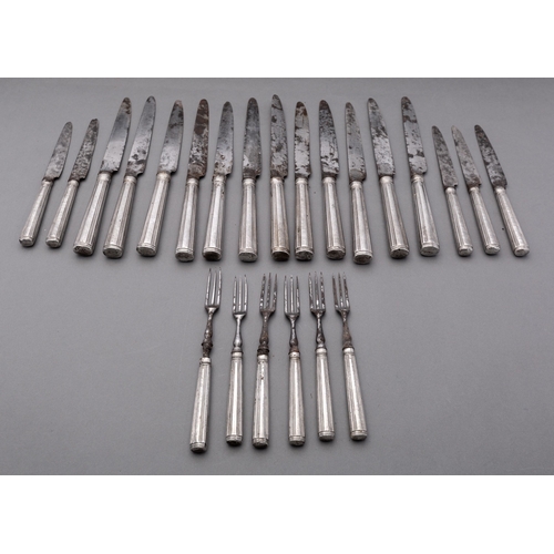 45 - A set of twelve George III silver handled table knives by Moses Brent, London, c.1780, with five des... 