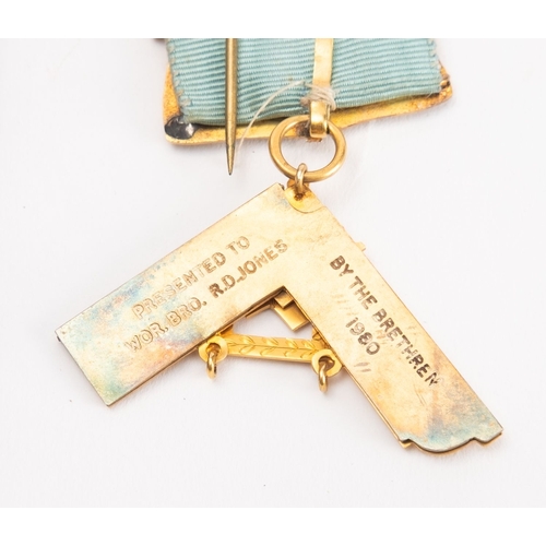 220 - A 15ct gold and enamel Masonic jewel for Lord  Charles Beresford Lodge,  No. 2404,  the cyan coloure... 