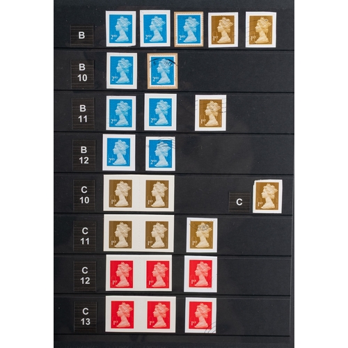 26 - Great Britain. A useful collection of Machin issues, with many identified (not guaranteed), MNH and ... 