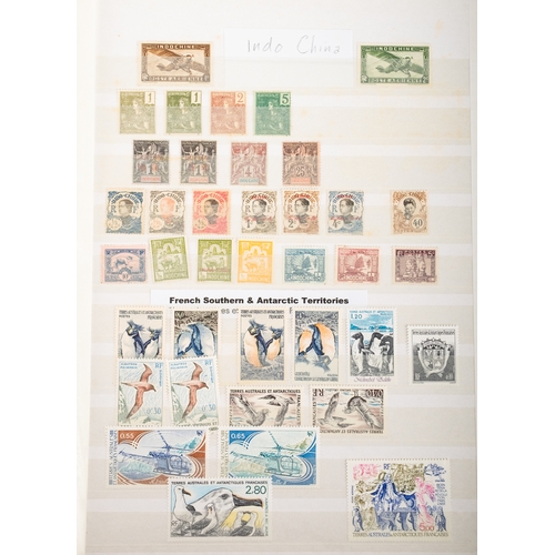 40 - France. A collection of French stamps in two volumes, comprising a boxed binder including Peace and ... 