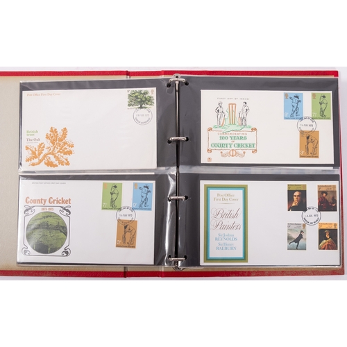 76 - ''Great Britain. A large collection of Great British stamps, with mint and used, and much MNH, from ... 