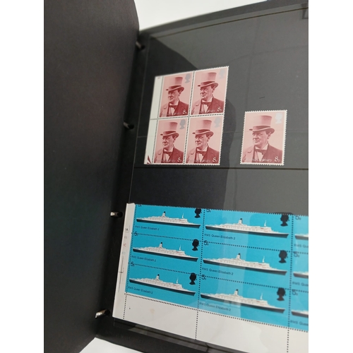 91 - Great Britain and Errors / Varieties. A collection in two volumes, with a boxed album of Queen Victo... 