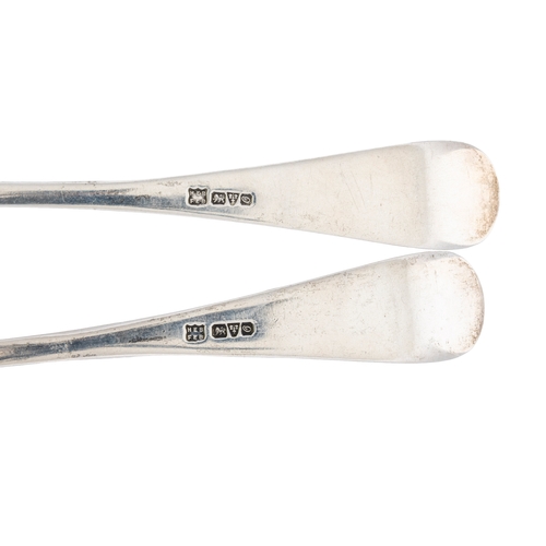 101 - A pair of George V silver salad servers, Old English Shell pattern, by Barker Brothers, Chester 1914... 