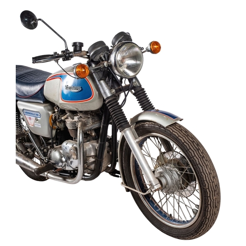 Triumph Bonneville TJ140 750cc 1977 Silver Jubilee Limited Edition. EHO ...