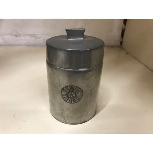 124 - Gulf & Kay pewter tobacco jar