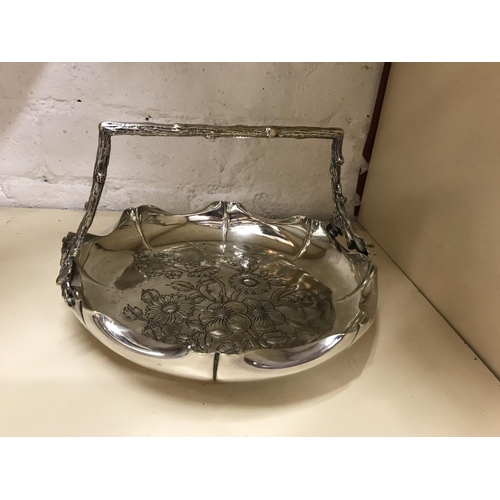 125 - Mappin & Webb Princes plate basket, 9