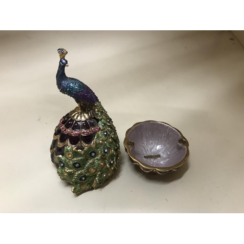 177 - Jewelled & enamelled trinket box with magnetic closing - Peacock