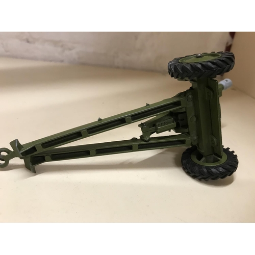 24 - Dinky 1970's 609 American 105mm Howitzer, good overall condition